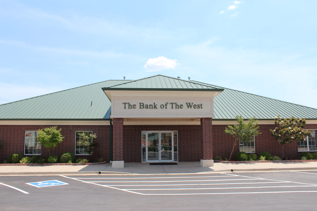 Thomas Branch The Bank of The West, Thomas Branch